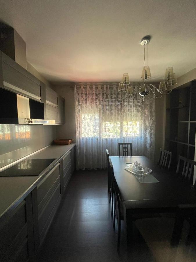 Luxury Apartment City Centre Тирана Екстериор снимка