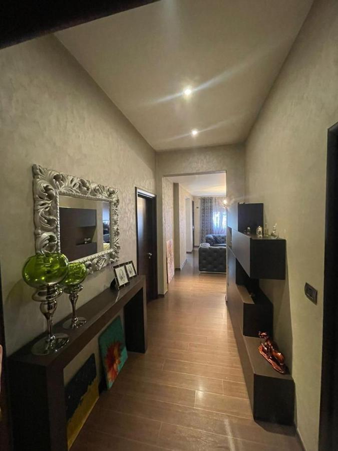 Luxury Apartment City Centre Тирана Екстериор снимка